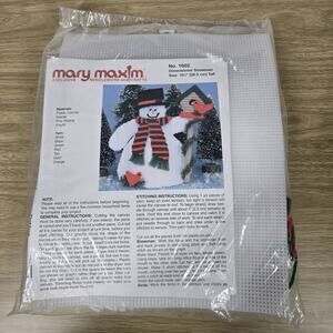 Mary Maxim Dimensional Snowman Plastic Canvas Kit No. 1602 Birdhouse Cardinal